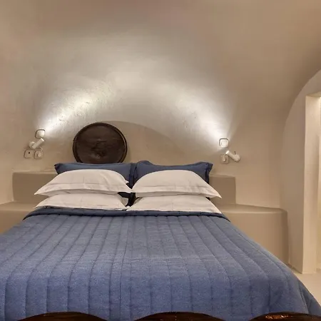 Daire Oias Local Cave *