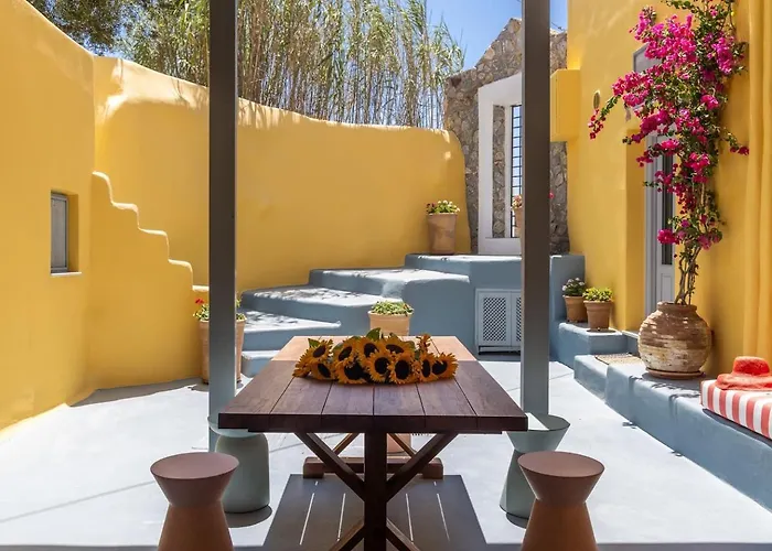 Oias Local Cave * Oia